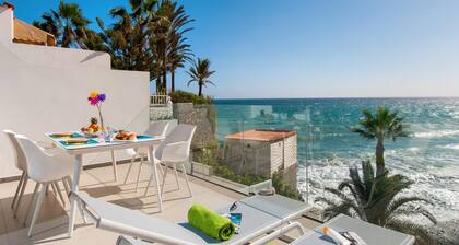 Bungalow Playa del Aguila II meren rannalla