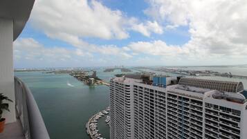 Signature Apartment, 1 Queen Bed with Sofa bed, Balcony, Bay View | View from room