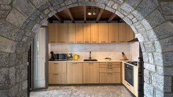 Kühlschrank, Ofen, Herdplatte, Geschirrspüler