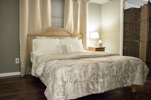 Condo Cao cấp, 2 phòng ngủ | 2 phòng ngủ, bàn ủi/dụng cụ ủi quần áo