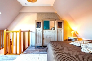 1 chambre, fer et planche Ă repasser, Wi-Fi, draps fournis