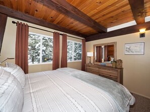 4 habitaciones, escritorio, wifi gratis y ropa de cama 