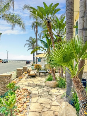 Property grounds - Cozy Beach Retreat with Spacious Private Patio - Steps from the Sand #7 (Carlsbad)
