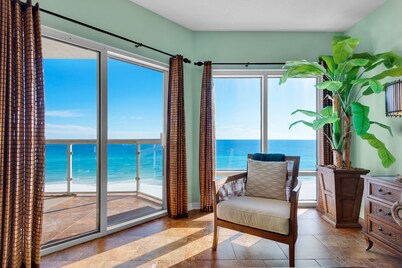 Gulf Front Condo with Luxury Furnishings and Beach Chairs