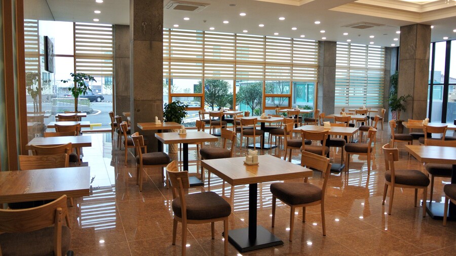 Jeju Noblesse Tourist Hotel