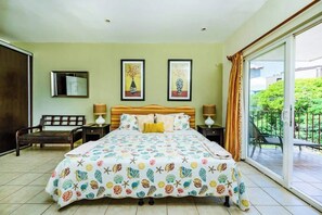 2 bedrooms, iron/ironing board, travel cot, free WiFi