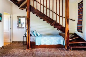 2 bedrooms, iron/ironing board, travel cot, free WiFi