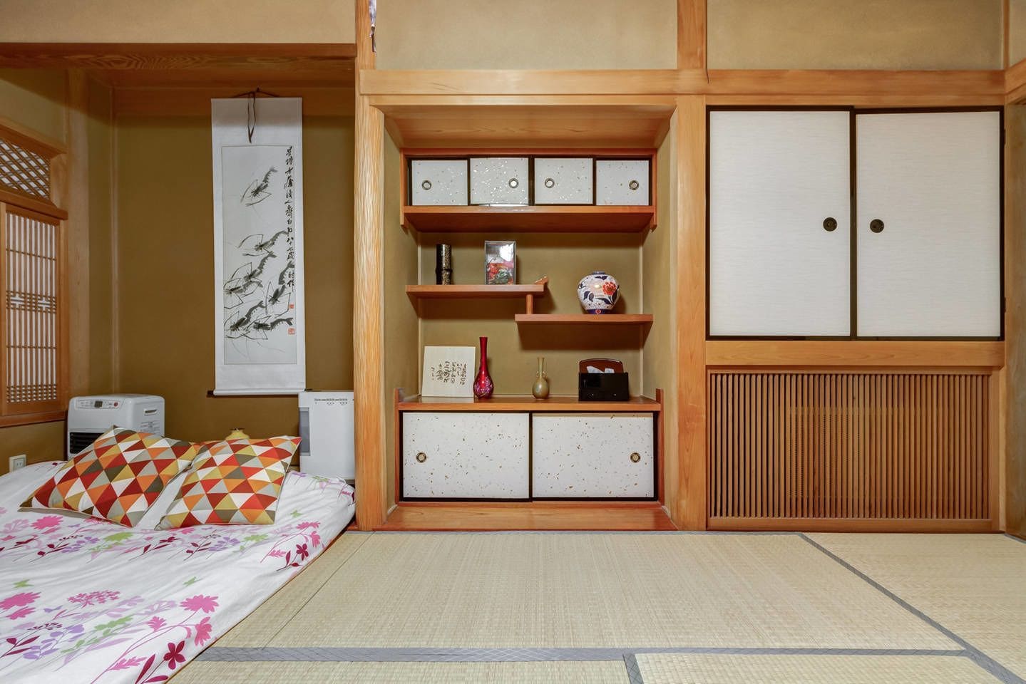 B Family Suite with Balcony | Free WiFi