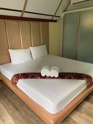 Phòng đôi Deluxe | Truy cập Internet không dây miễn phí, bộ trải giường 