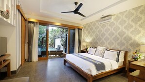 Unclassified image, 5 of 18, button - The Hotman Paris I seminyak (Seminyak)