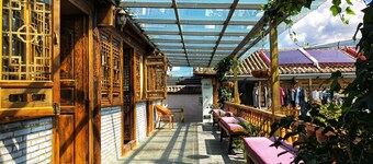 Tourists Courtyard