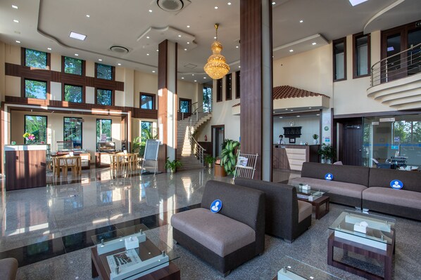 Deluxe Double or Twin Room, 1 Bedroom | Reception - Hotel Central Plaza (Kohalpur)