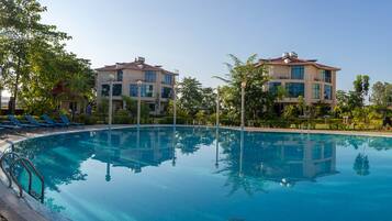 Outdoor pool, a rooftop pool