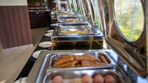 Dagelijks ontbijtbuffet (toeslag)