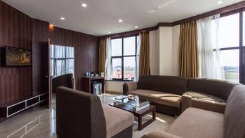 Premium bedding, minibar, in-room safe, individually furnished