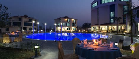 Outdoor pool, a rooftop pool, open open 24 hours, sun loungers