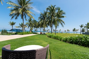 Breakfast, lunch and dinner served - Ocean Villas Beach Resort (Da Nang)