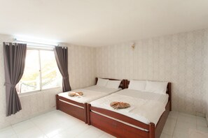 Group Room, Sea View