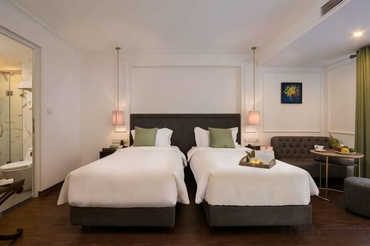 Deluxe Room with Balcony
