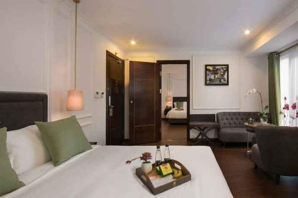 Seprai antialergi, brankas, meja kerja, dan kedap suara