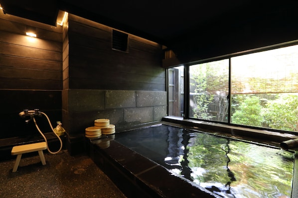 Hot springs - Shinwaen (Aso)