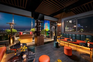 Bar (on property) - Bendecir Hotel & Spa (Hanoi)