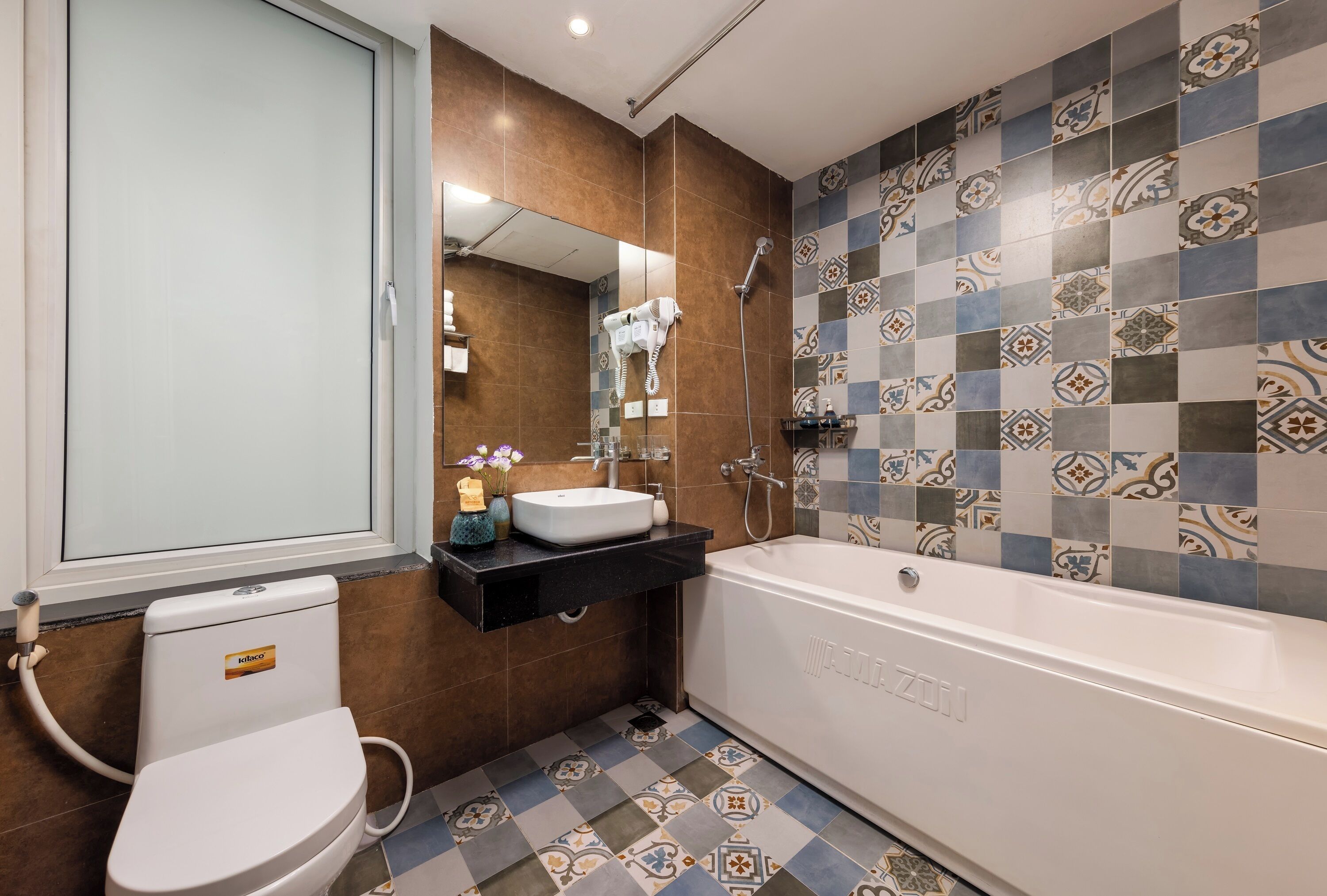 executive family room | 1 bedroom, minibar, in-room safe, desk