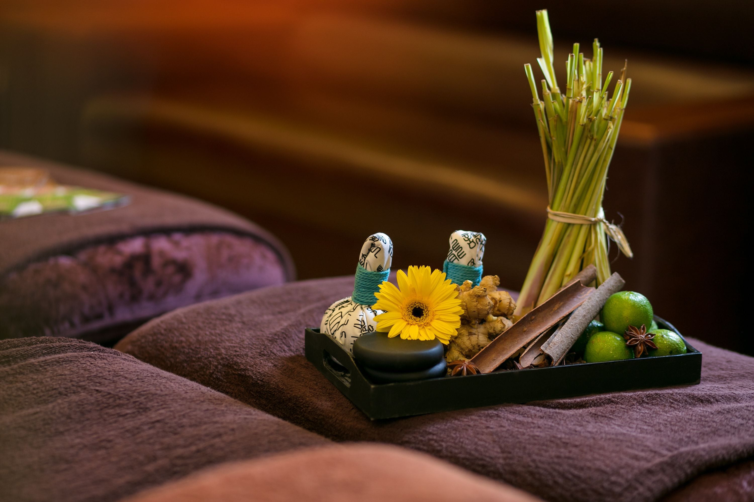couples treatment room(s), body treatments, aromatherapy