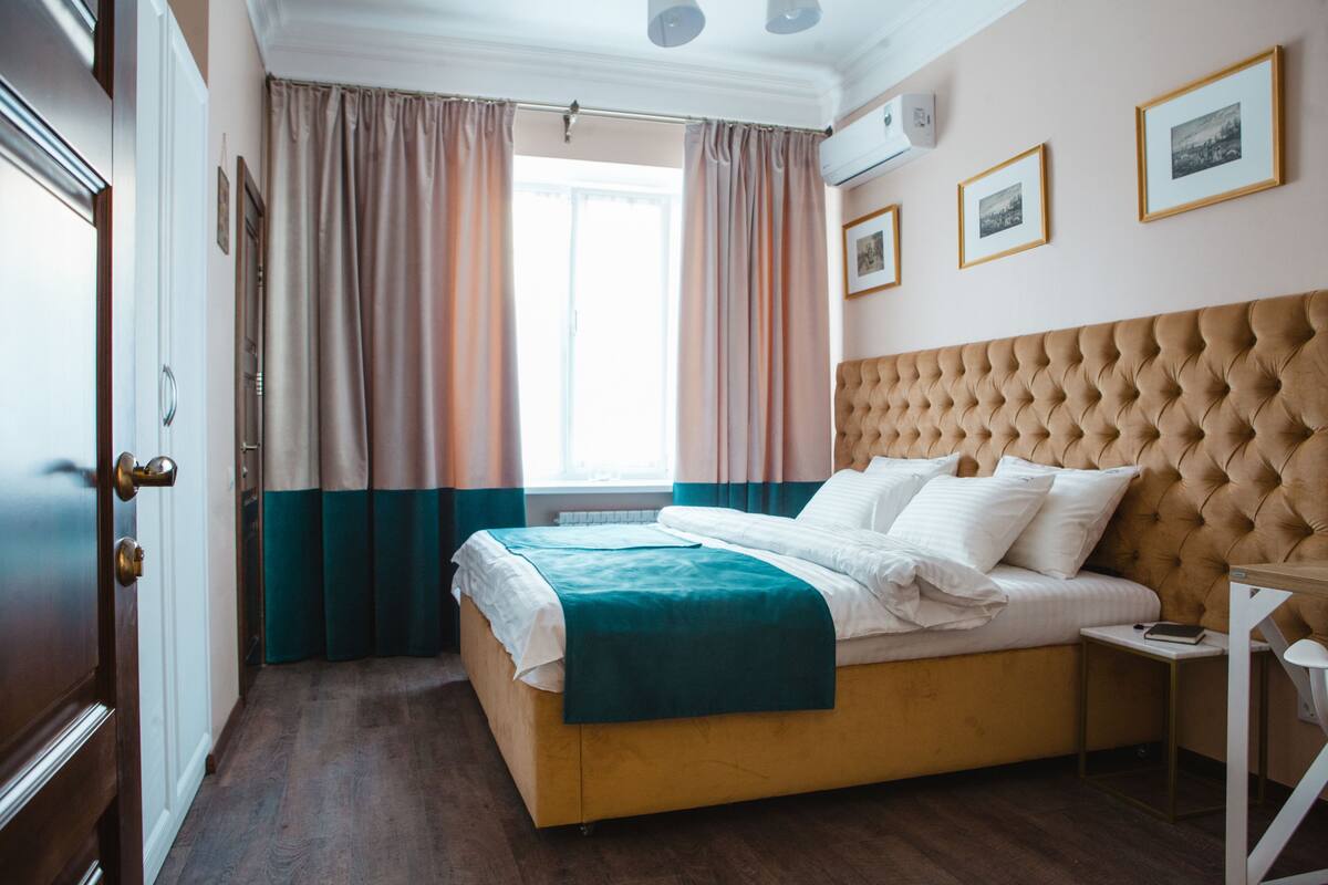 Habitación Deluxe con 1 cama doble o 2 individuales, 1 habitación | 1 dormitorio, ropa de cama de alta calidad, minibar y caja fuerte