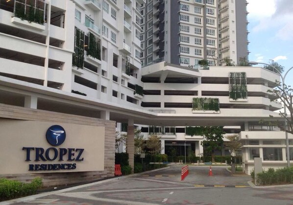 Front of property - LT Tropez Homestay (Johor Bahru)