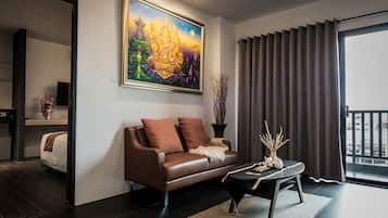 Grand Suite Room | Living room | LCD TV