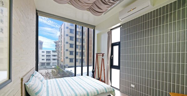 Standard Double Room, 1 Double Bed | In-room dining - Penghu 123 V-Stone Inn (Magong)