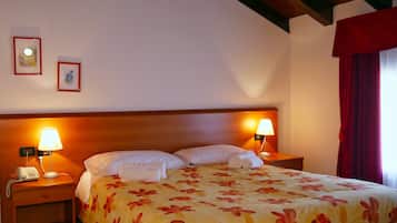 Coffres-forts dans les chambres, bureau, rideaux occultants