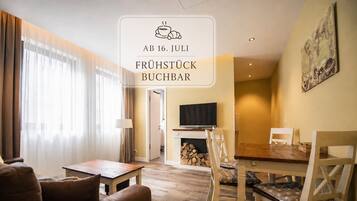 Apartment, 2 Schlafzimmer | Wohnbereich | LCD-Fernseher