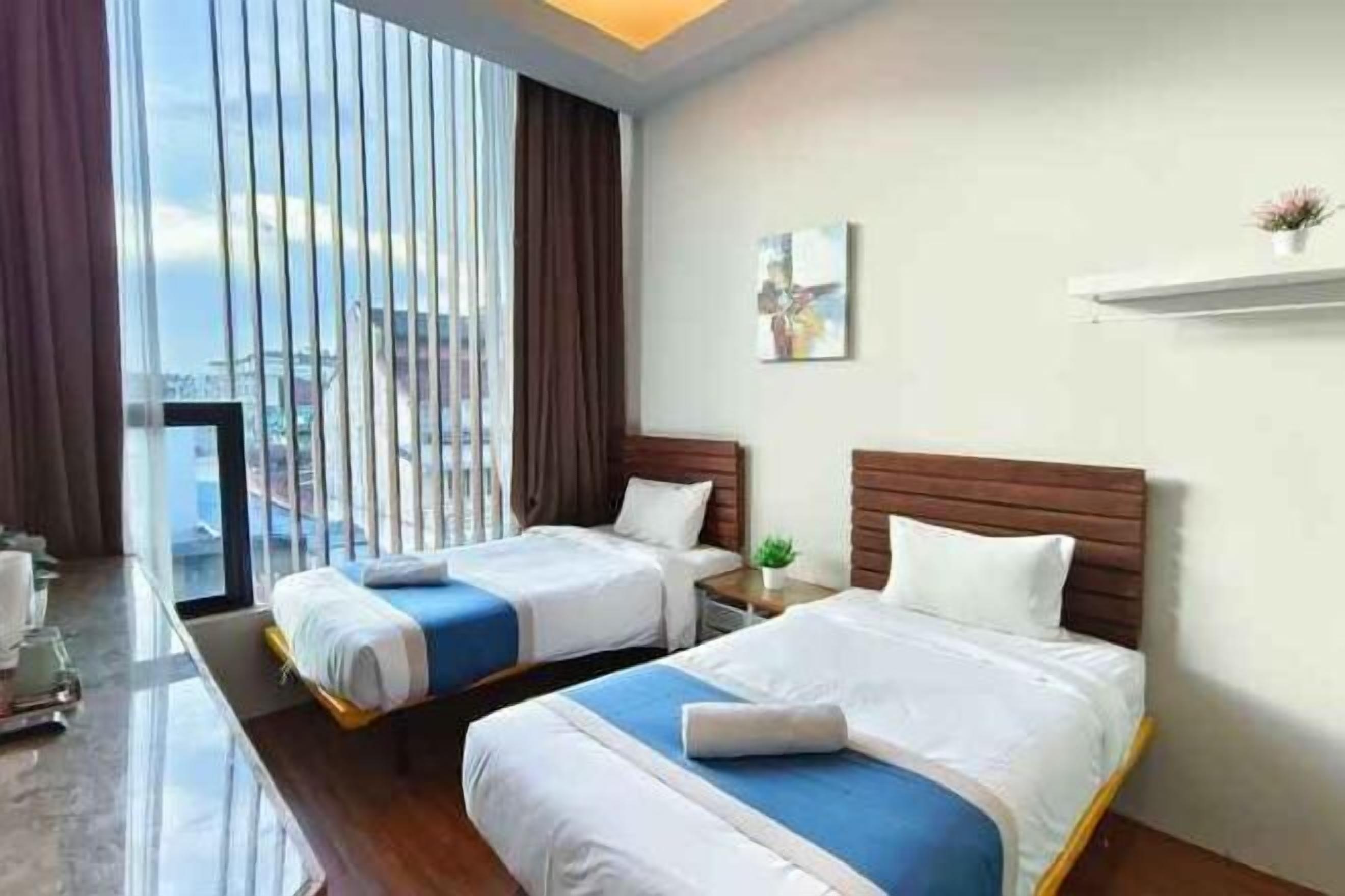 Soundproofing, iron/ironing board, free WiFi, bed sheets