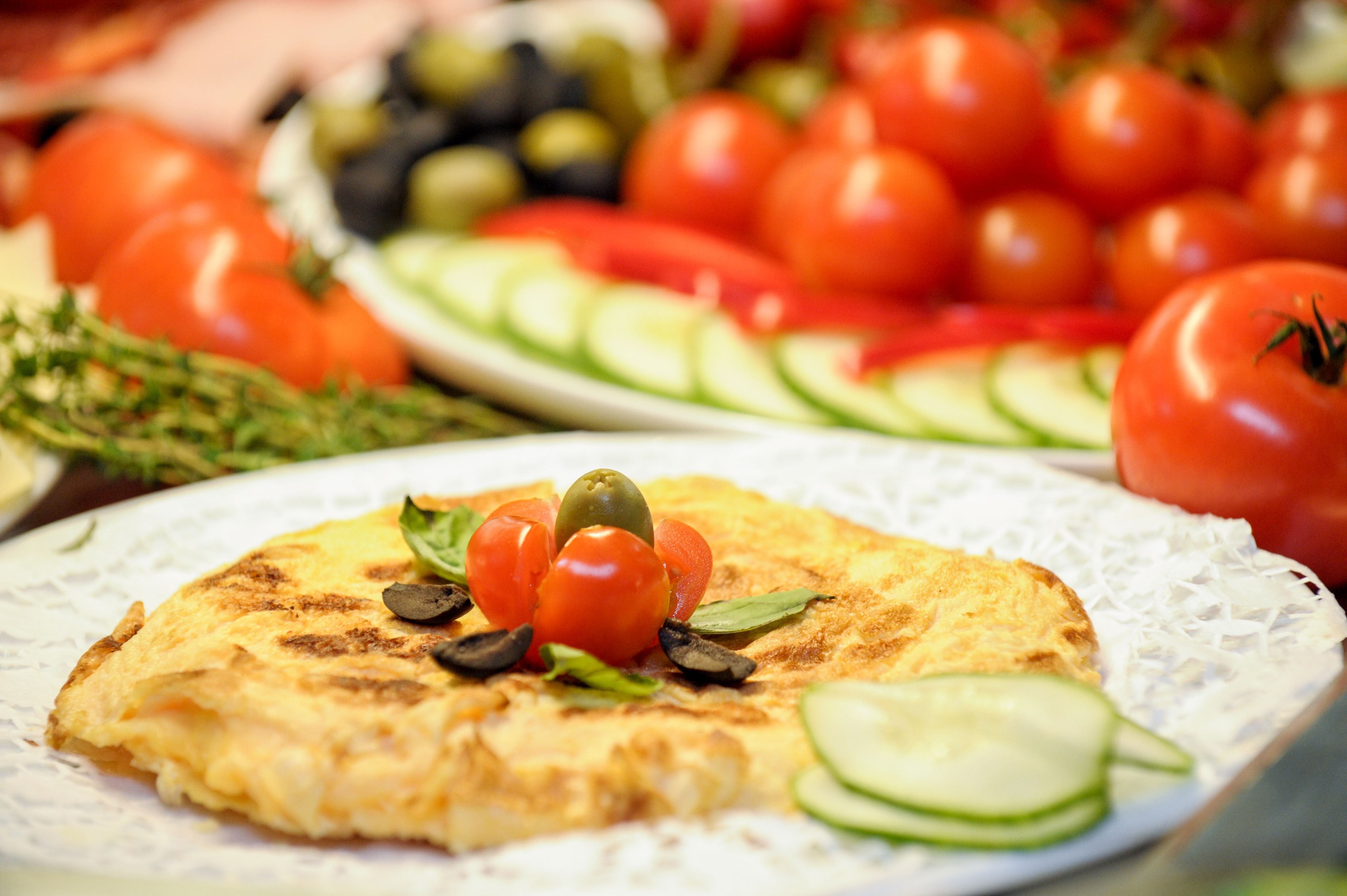 daily continental breakfast (eur 15 per person)