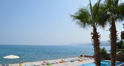 Lades Hotel