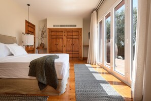 Junior Studio Suite | In-room safe, blackout curtains, soundproofing, iron/ironing board - Casa do Governador (Évora)