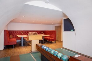 Bowling - Hotel-Restaurant STRAUSSEN (Harburg)