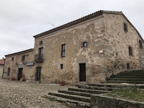 Fachada de la propiedad