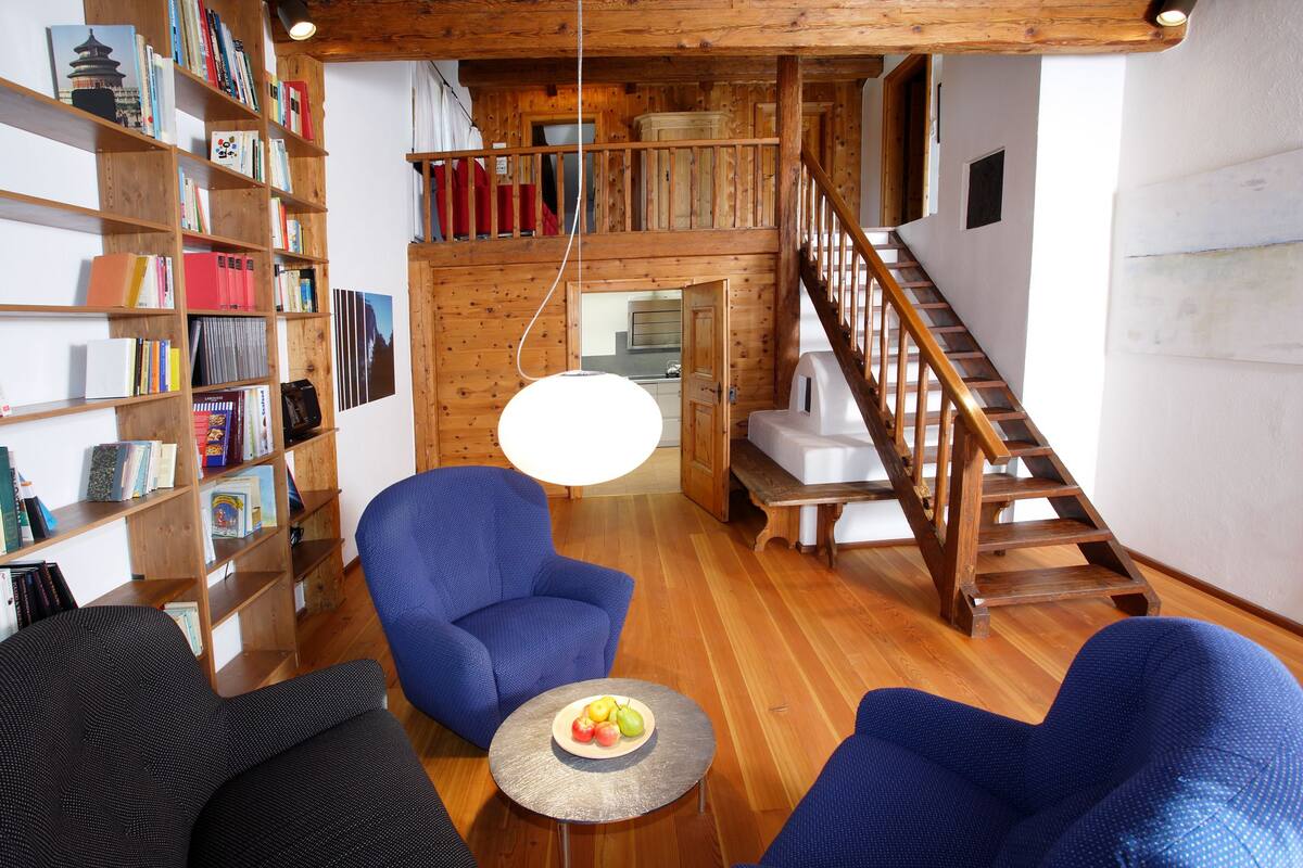 Deluxe Penthouse, 2 Bedrooms, 2 Bathrooms, Mezzanine | Living room | Flat-screen TV