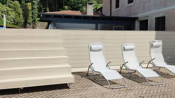 Piscine extérieure (ouverte en saison)