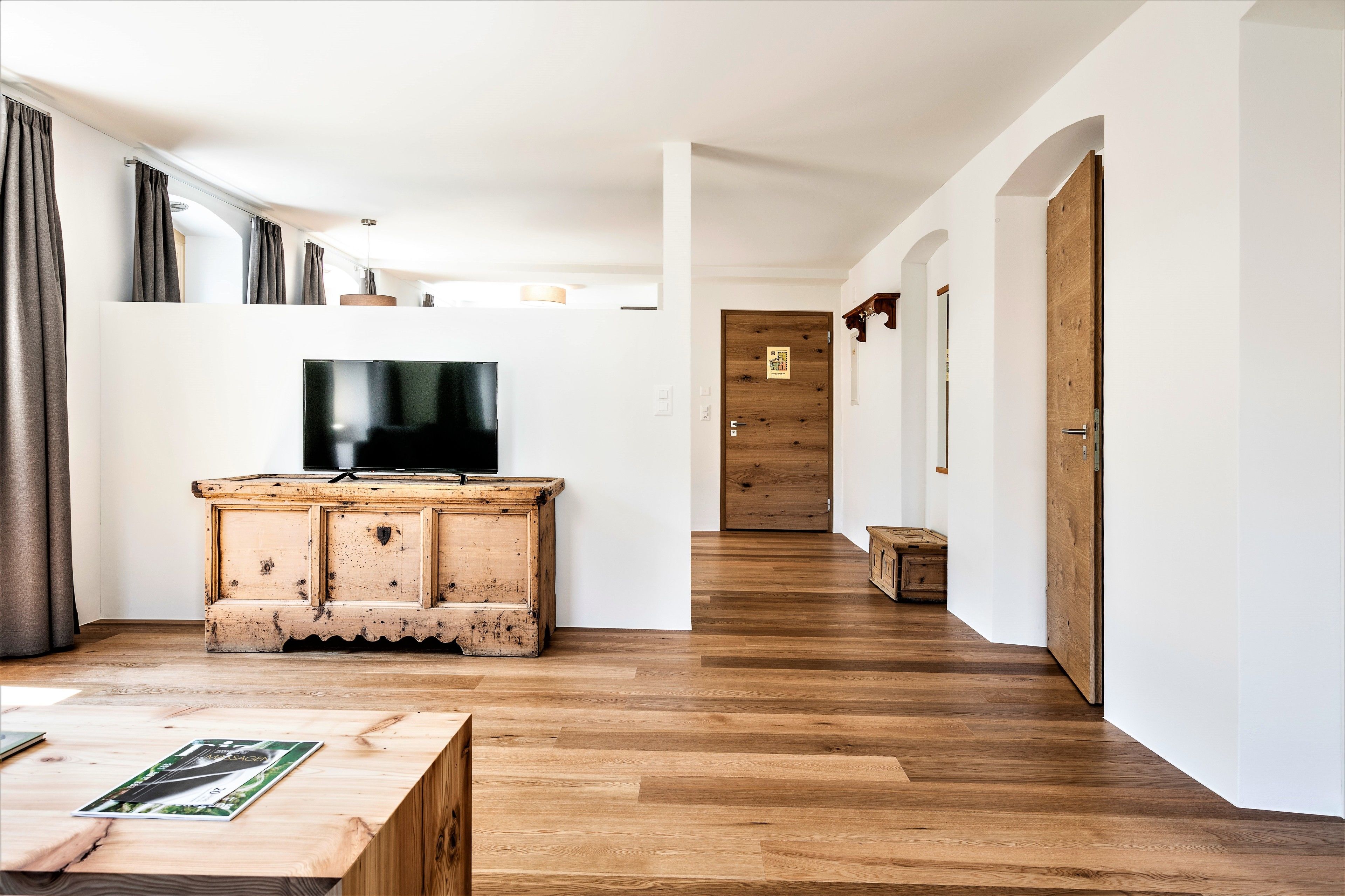 superior apartment, 1 bedroom, accessible, mountain view | in-room safe, desk, blackout curtains, soundproofing