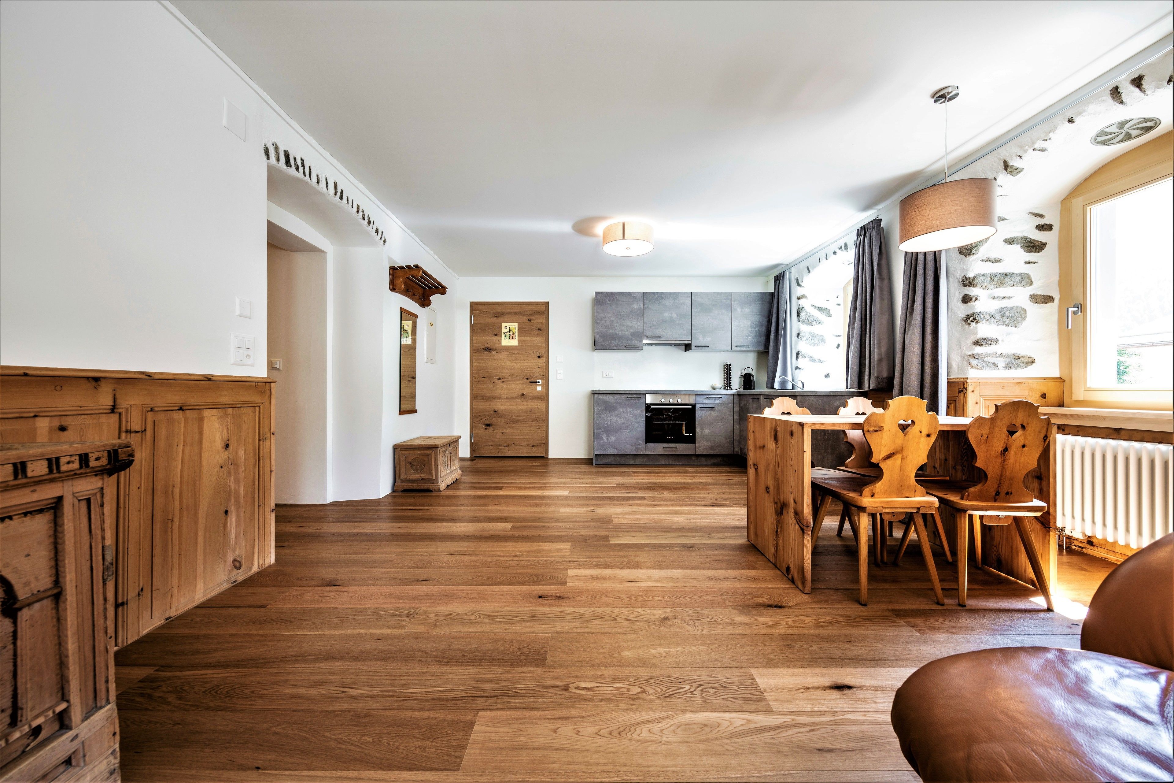 superior apartment, 1 bedroom, accessible, mountain view | in-room safe, desk, blackout curtains, soundproofing