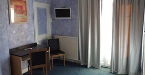 Schreibtisch, kostenloses WLAN