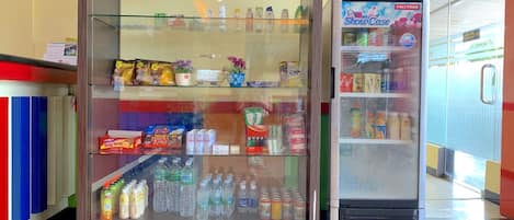 Snack bar