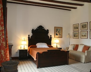 Cottage Luxe, plusieurs chambres, cheminée, vue jardin (7 bedrooms, 7 bathrooms)