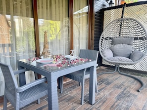 Double Room | Living area | Flat-screen TV - Kirkpinar Otantik Otel (Sapanca)