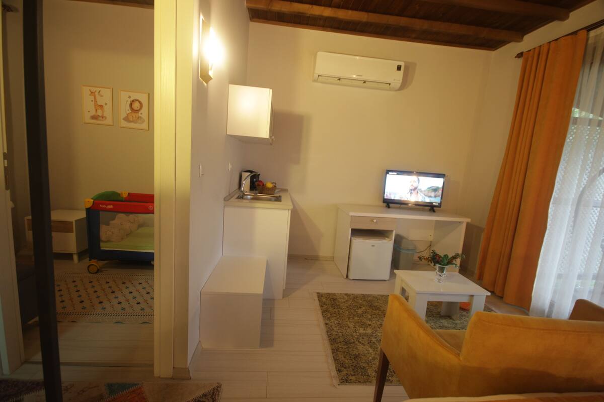 bungalow, 2 bedrooms | minibar, desk, free wifi, wheelchair access