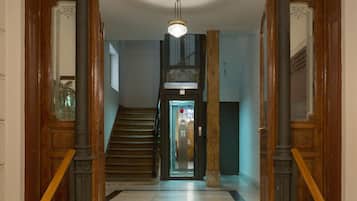 EntrĂ©e de lâhĂ©bergement